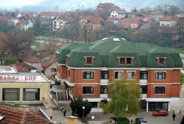 ОПТУЖНИЦА У КЊАЖЕВЦУ ПРОТИВ РОДИТЕЉА: Маша умрла од глади